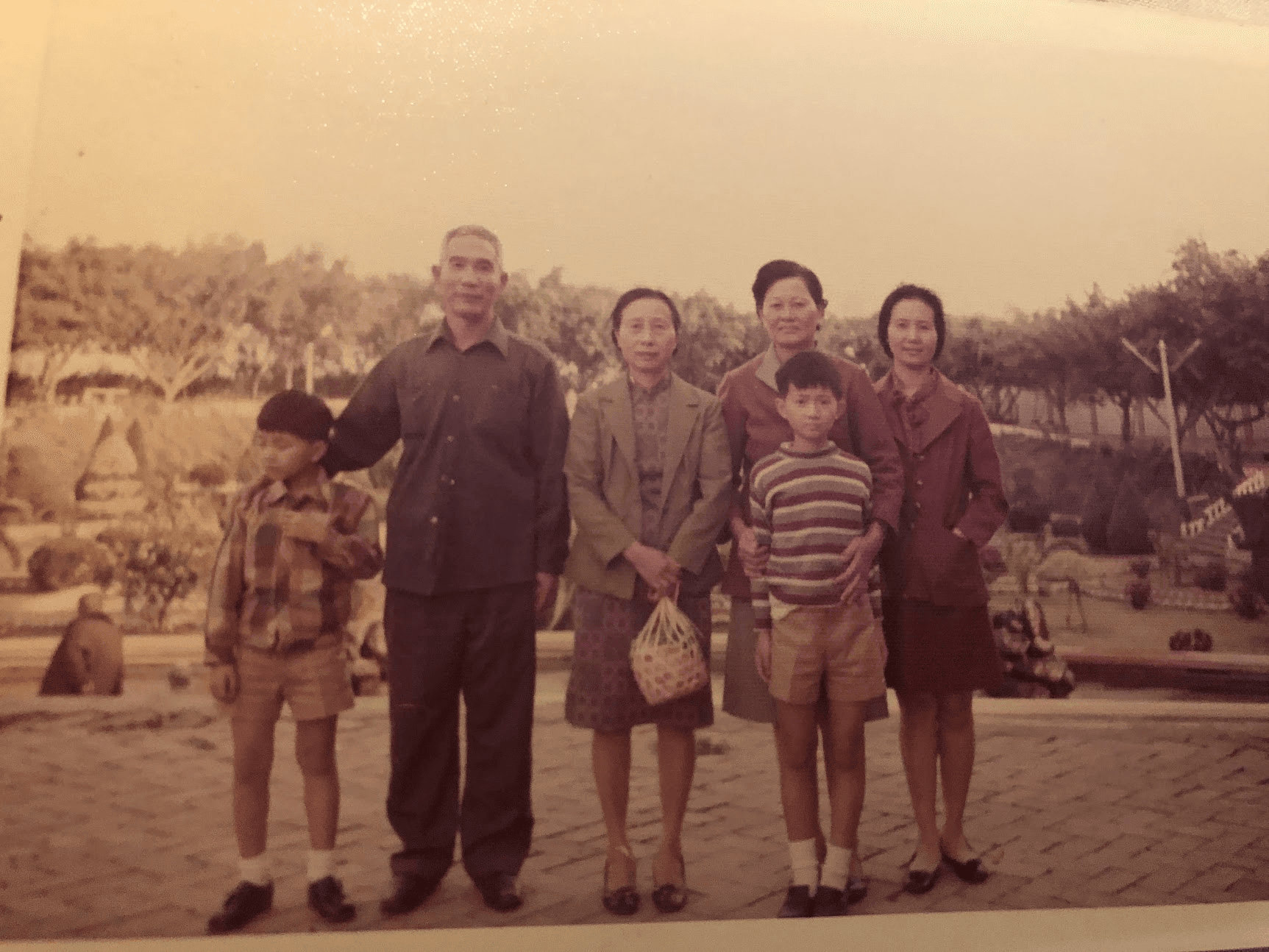 Hillary Lin's family in Taiwan