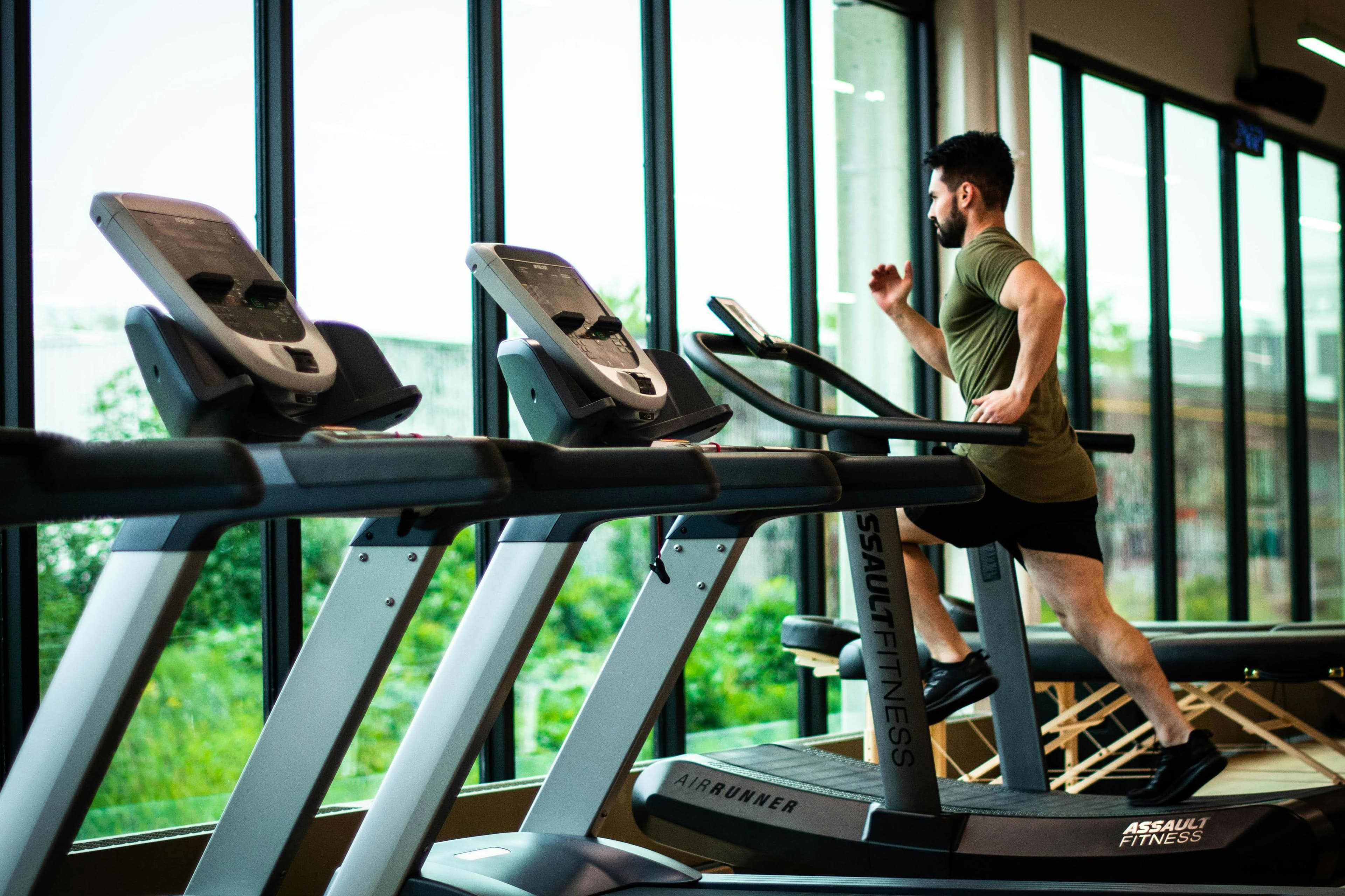 Trackers, Treadmills, & Masks: Measuring VO2 Max - Part 2 of the VO2 Max Series